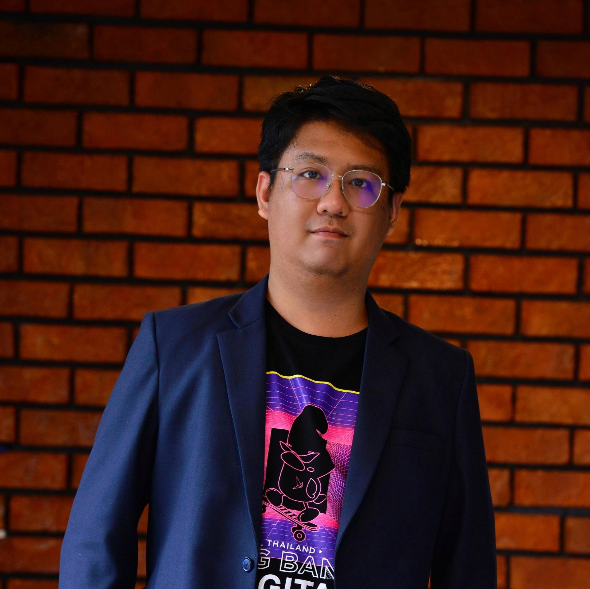 Picture of Artit Sagoolmuang, PhD, Parisut Jitpakdee, PhD, Parisut Jitpakdee, PhD and Parisut Jitpakdee, PhD